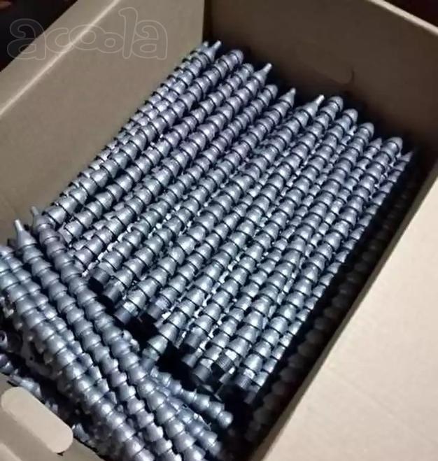 Шильдики для токарных станков 1к62, 16к20, 16в20, 1м63, 1м65. Изготовление любых табличек для промышленного оборудования. Трубки для подачи сож от Российского производителя.